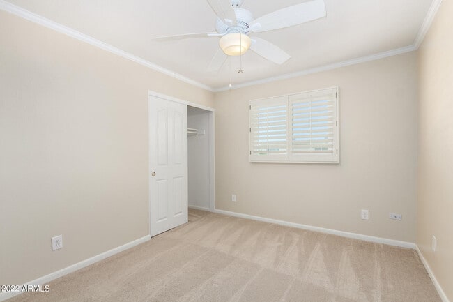 Building Photo - 8482 E Chaparral Rd
