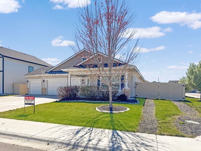 Building Photo - 3791 E Hags Head St