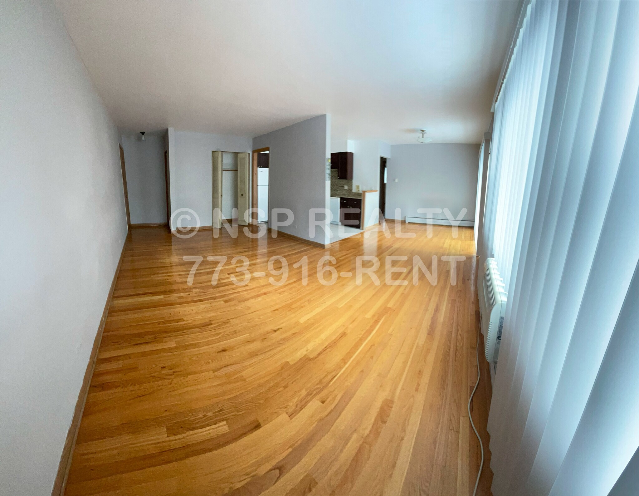 Building Photo - 1004 S River Rd