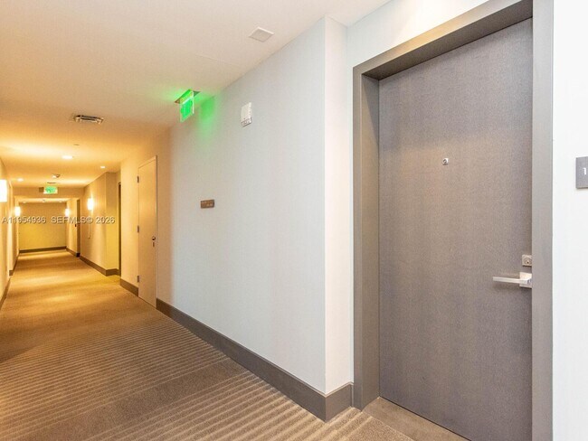 Building Photo - 1080 Brickell Ave