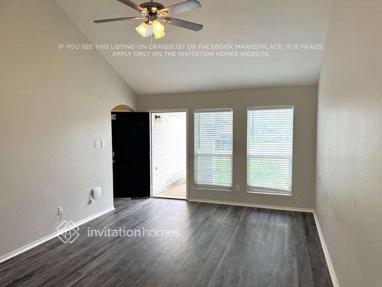 Building Photo - 12708 Rio Nueces Ln