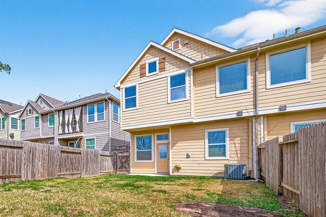 Building Photo - 134 Mimosa Silk Ct