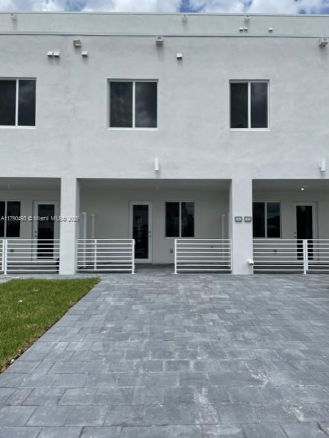 Building Photo - 6455 NW 103rd Pl