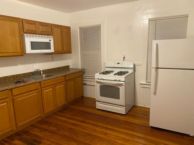 Building Photo - 799 Brock Ave