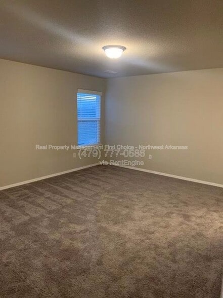 Building Photo - 4205 SW Lenox Ave