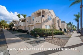 Building Photo - Exquisite North Park/University Heights Townhome, Small Pet Ok!