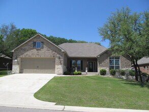 Building Photo - 2515 Twin Ridge Ct