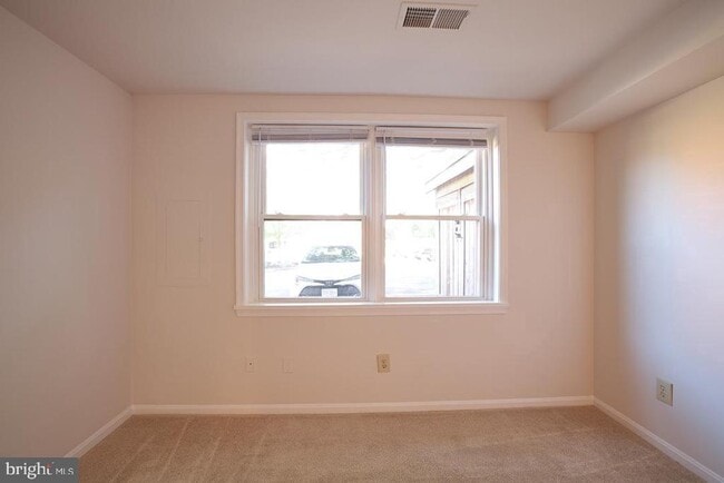 Building Photo - 1413 Oronoco St