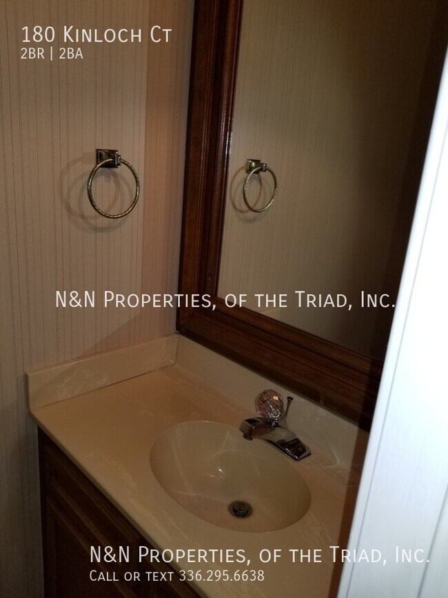 Building Photo - 180 Kinloch Ct