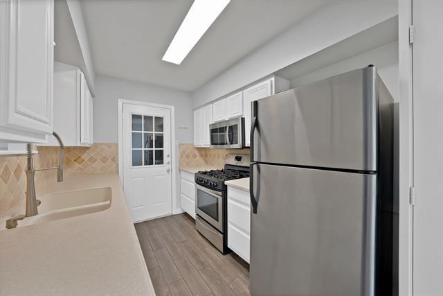 Building Photo - 715 Terryland Dr