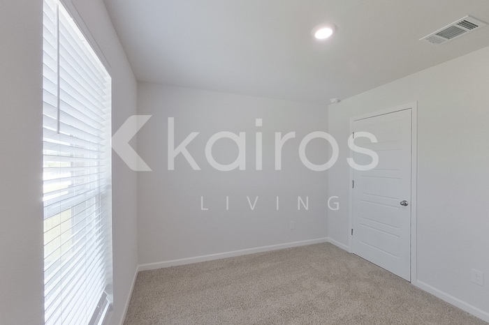 Building Photo - 14250 Ruffian Ave