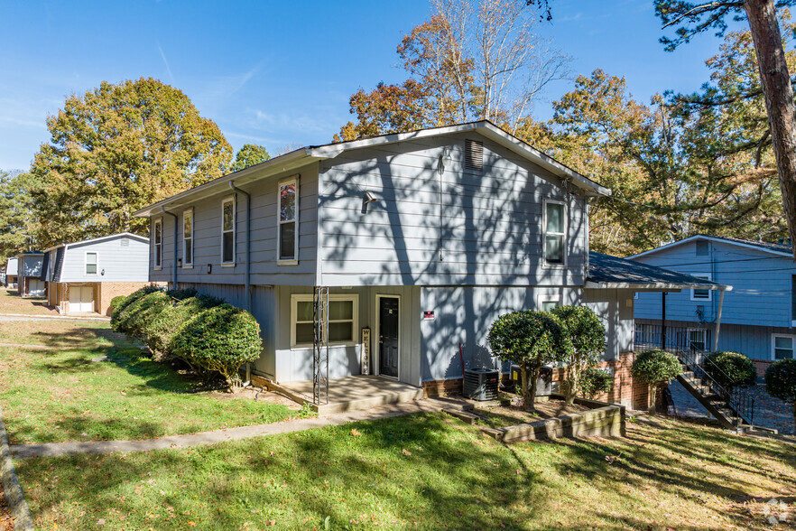 Primary Photo - Spivey Crossing Apartments