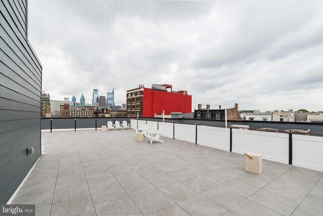 Building Photo - 813 N Broad St