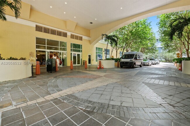 Building Photo - 7350 SW 89th St