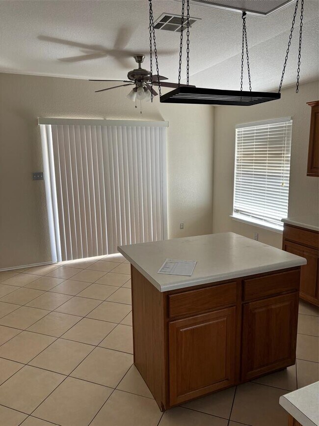 Building Photo - 1403 Haley Gray Dr