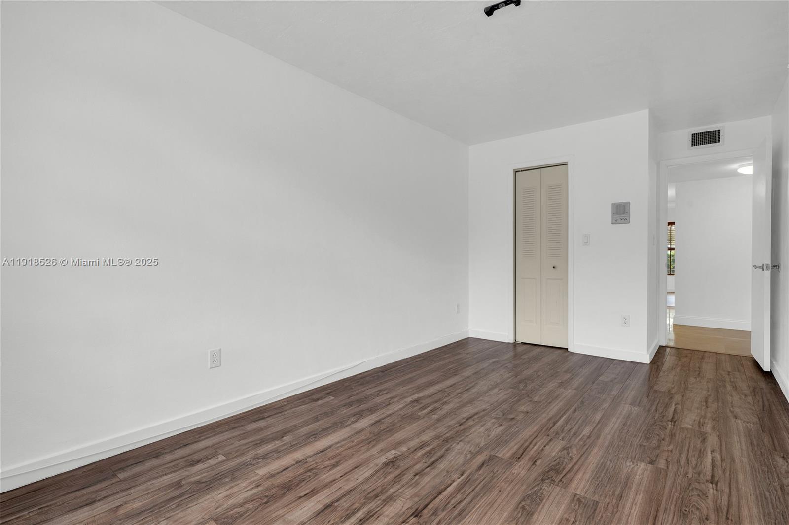 Building Photo - 9823 SW 93rd Ter