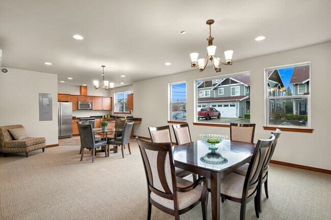 Building Photo - Beautiful Condo in Lynden