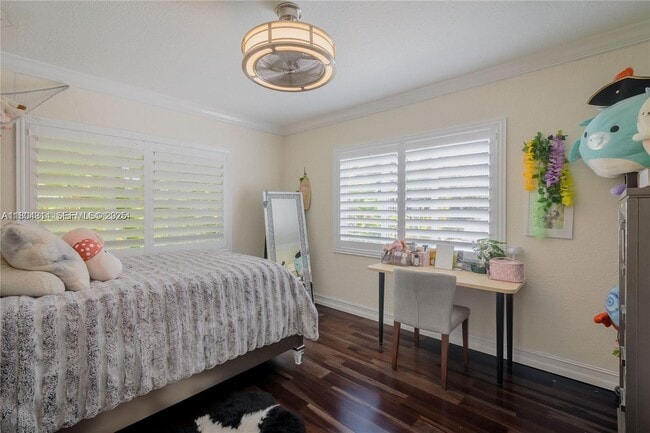 Building Photo - 8500 SW 70th St