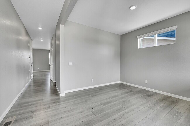 Building Photo - $2,995.00, 4 bedrooms, 2.5 baths with a bi...