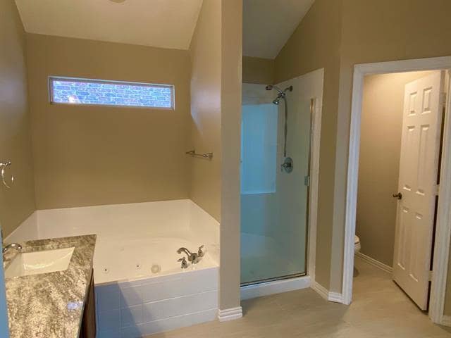 Building Photo - 1813 Glen Aerie Dr