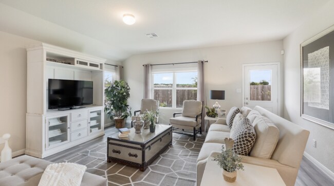 Building Photo - 221 Cordova Xing