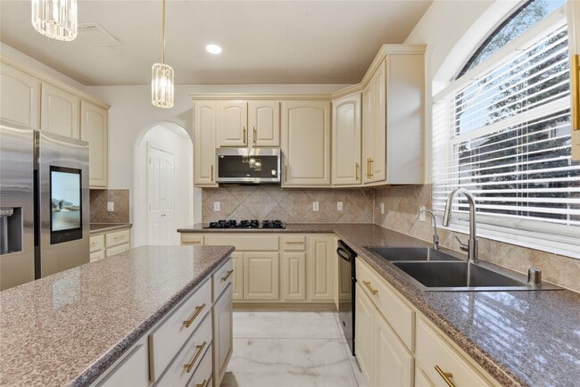 Building Photo - 6507 Hill Haven Ct