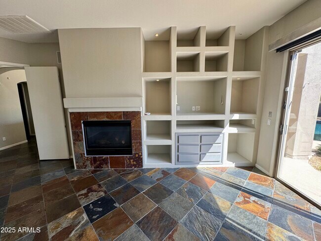 Building Photo - 11327 E Beck Ln