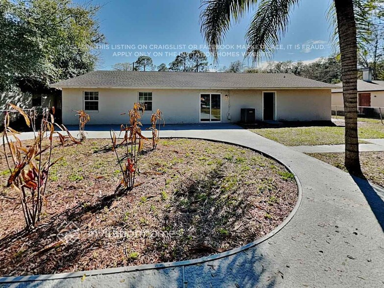 Building Photo - 6949 Magdelena Dr