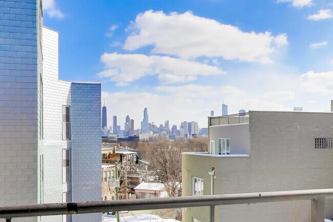 Building Photo - 1521 W Haddon Ave