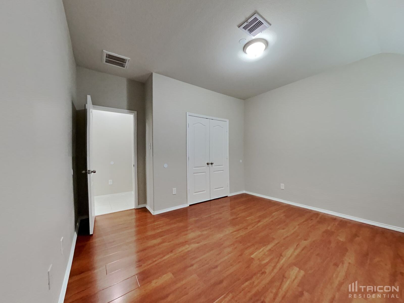 Building Photo - 13702 Sun Bear Ct