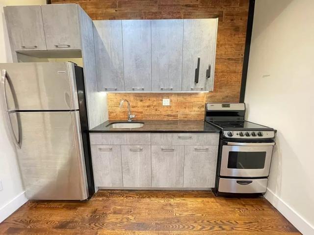 Building Photo - 2 bedroom in BROOKLYN NY 11233