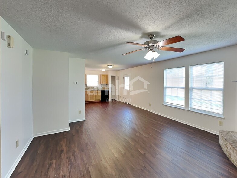 Building Photo - 9414 W Stargazer Dr