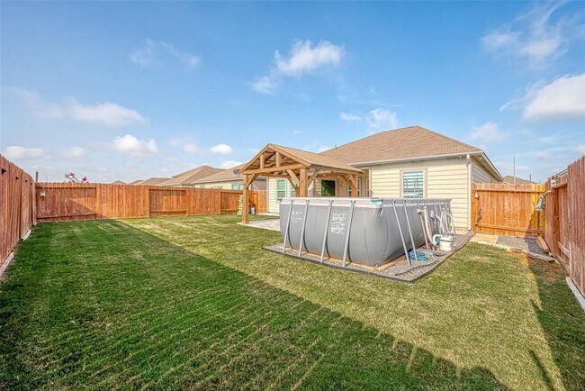 Building Photo - 1017 White Birch Ln