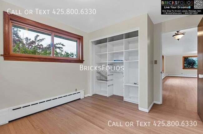 Building Photo - 11539 Corliss Ave N