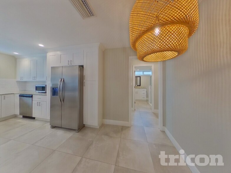 Building Photo - 1230 Kapok Kove Cir