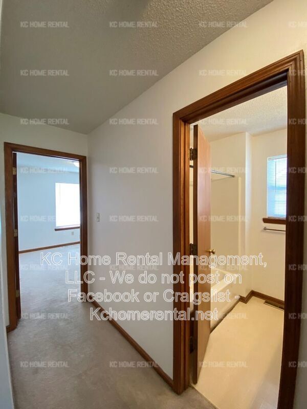 Building Photo - 8002 NW 79th Pl