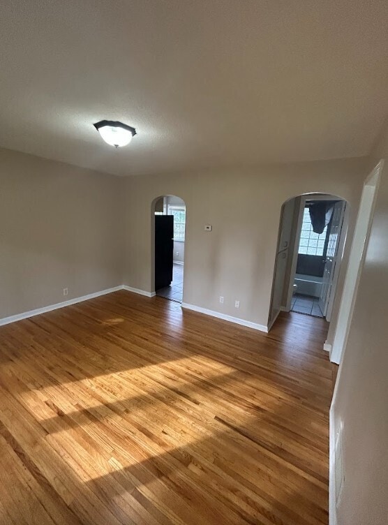 Building Photo - 2245 Pinewood Dr