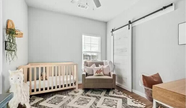 Building Photo - Come live in this brand new duplex in the heart of NWA