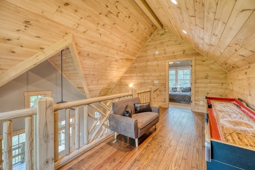 Building Photo - 111 Watkins Farm Rd