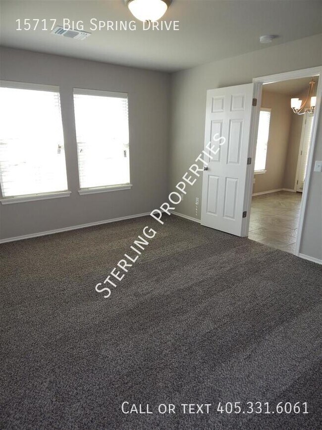 Building Photo - 15717 Big Spring Dr