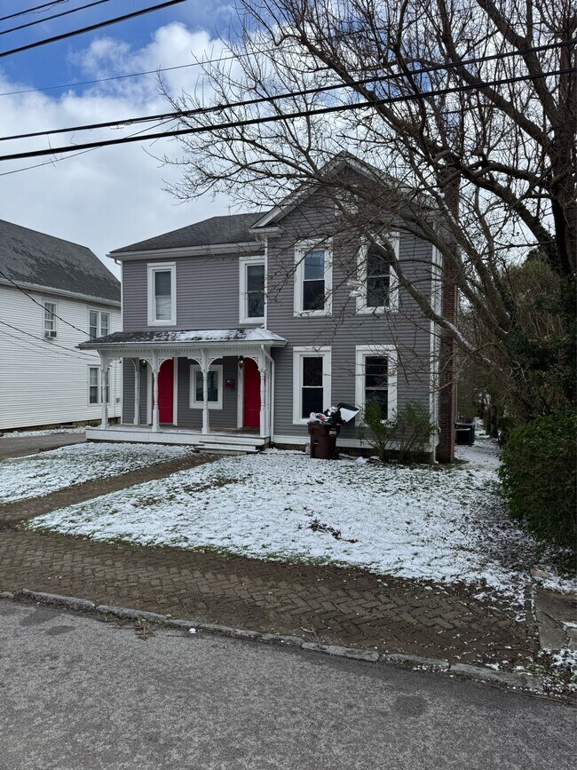 Building Photo - 351 High St