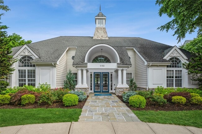 Building Photo - 123 Northview Ct