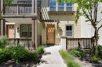 Building Photo - 2099 Vincenzo