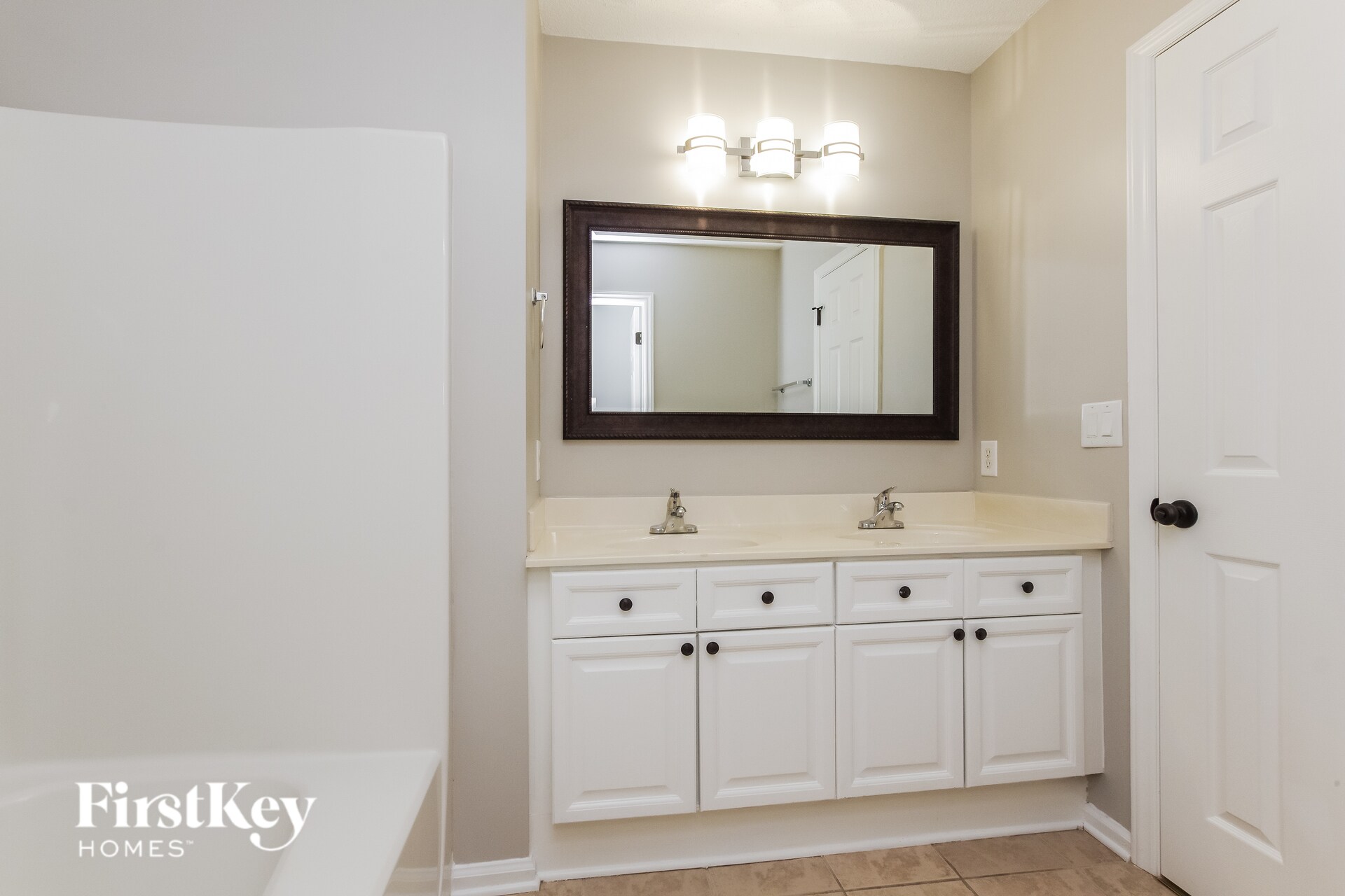 Building Photo - 1703 Glenn Meade Dr