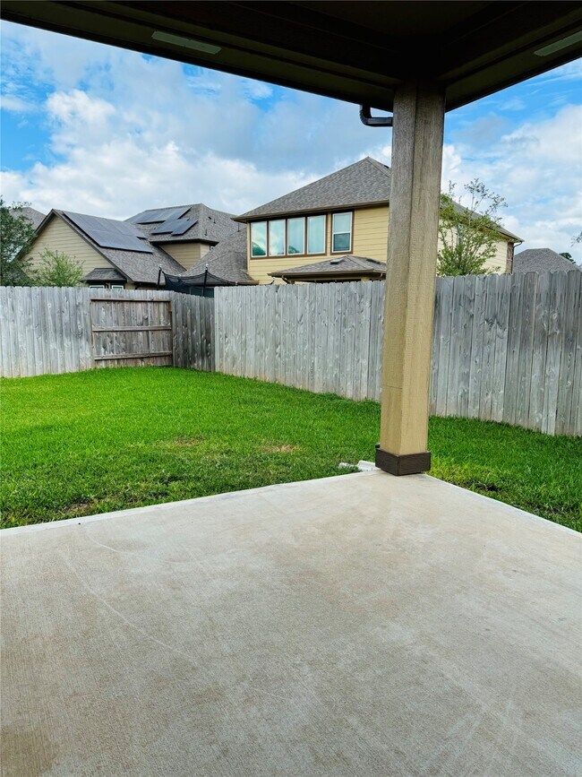 Building Photo - 2038 Myrtle Oak Ct