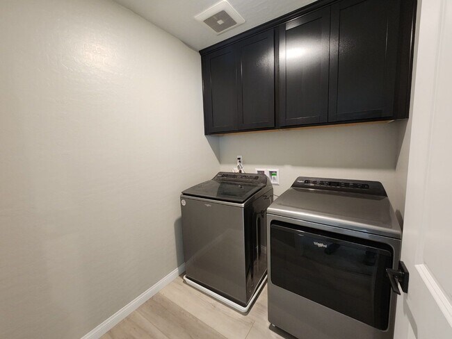 Building Photo - Upgraded 3-Bedroom with a Pool in a Gated Community
