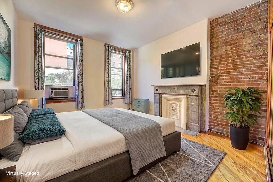 Building Photo - 858 Tenth Avenue