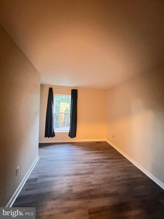 Building Photo - 10 Jolie Ct