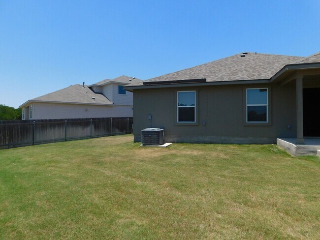 Building Photo - Larkspur 4/2 for lease