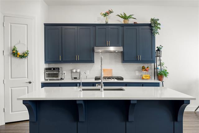 Building Photo - 1128 Superbloom Ave